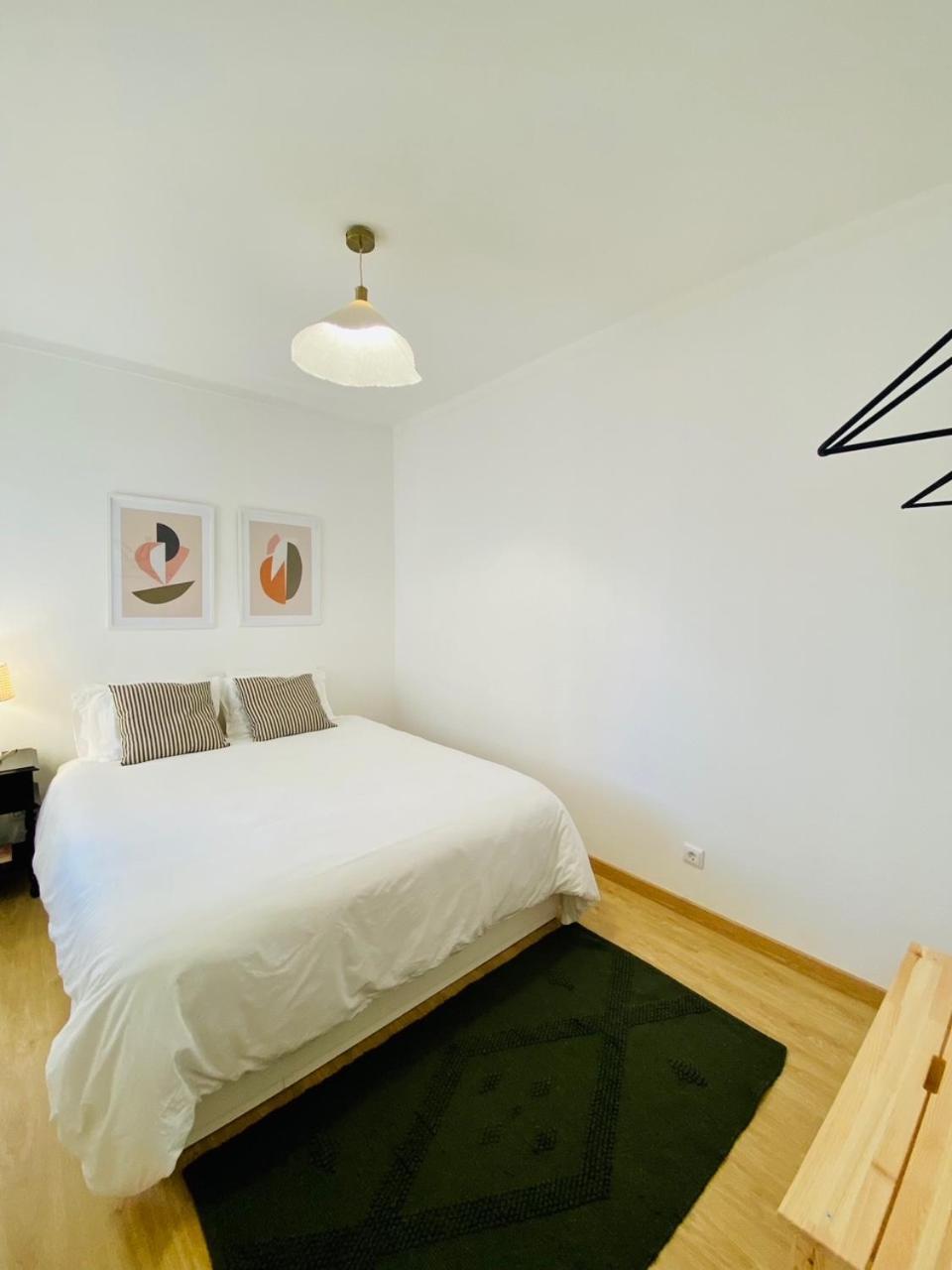 Bright Modern 3 Bedroom In Portimao Downtown Exterior photo