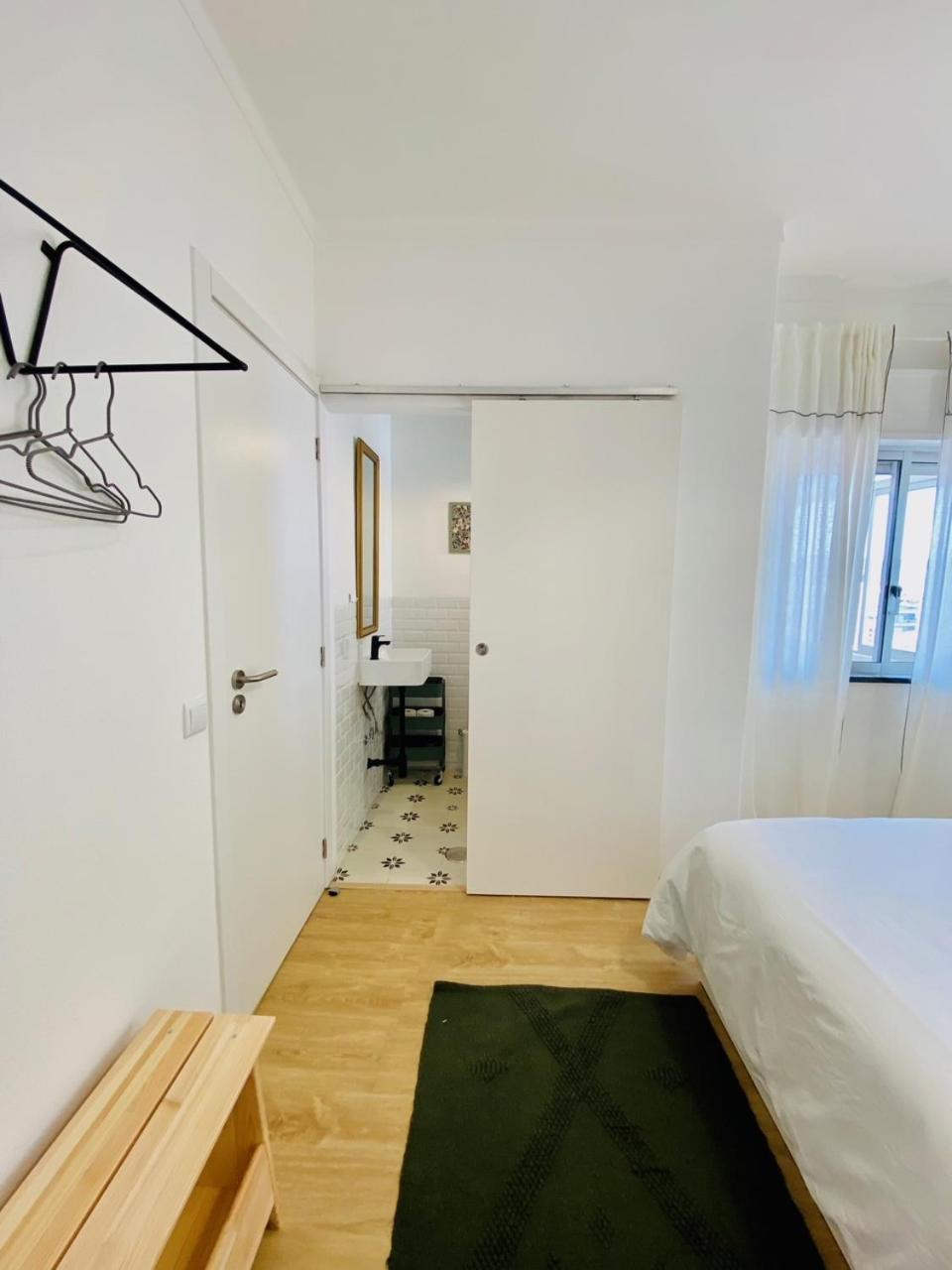 Bright Modern 3 Bedroom In Portimao Downtown Exterior photo