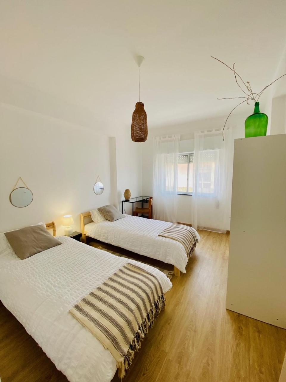 Bright Modern 3 Bedroom In Portimao Downtown Exterior photo